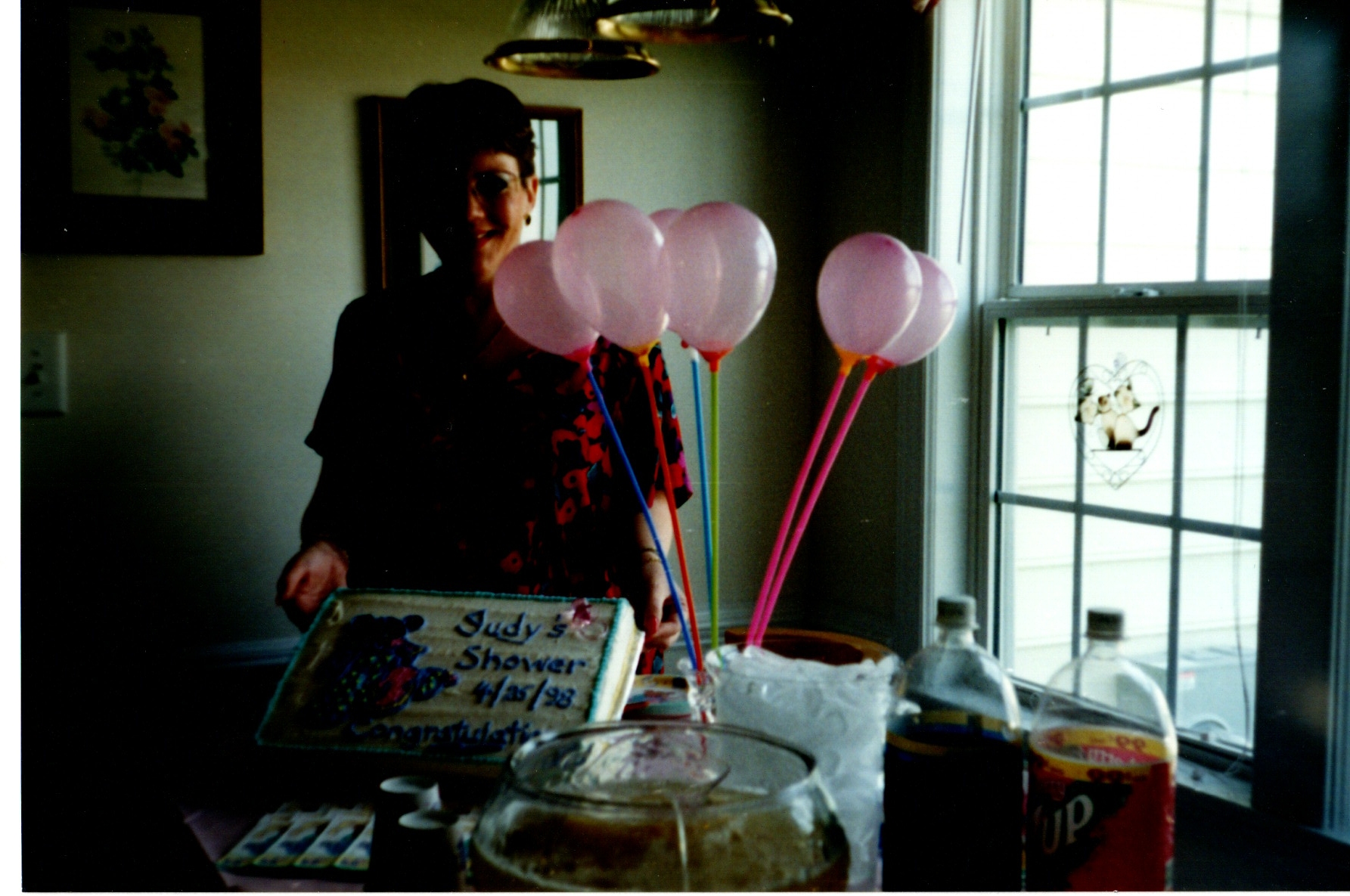 ./1998/05 - Judy's Shower/img06142020_396.jpg